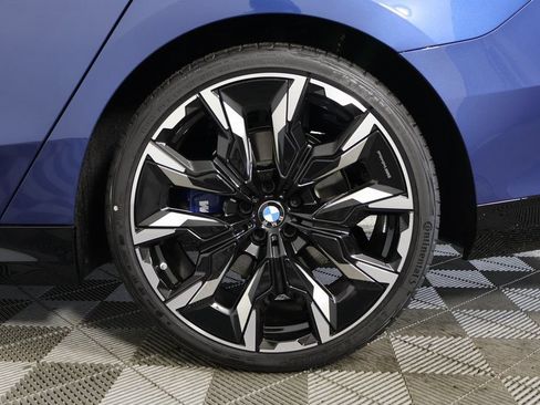 Used 2026 BMW 530i w/ M Sport Package RWD image 10