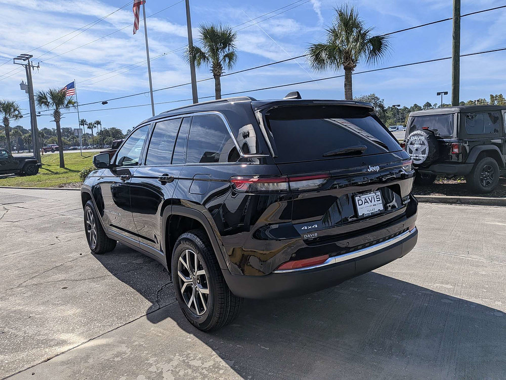 New 2027 Jeep Grand Cherokee Laredo X AWD/4WD image 6