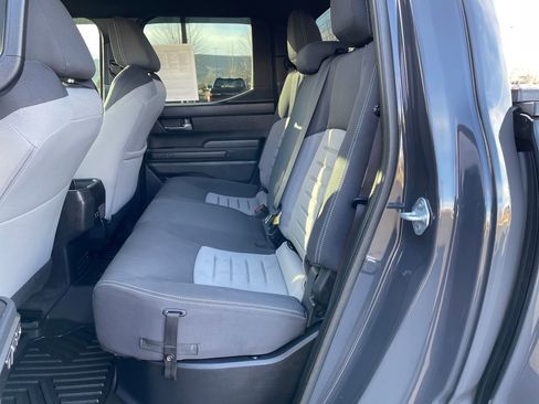 Used 2024 Toyota Tacoma TRD Sport image 11