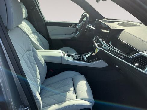 New 2026 BMW X5 xDrive40i w/ M Sport Package image 15