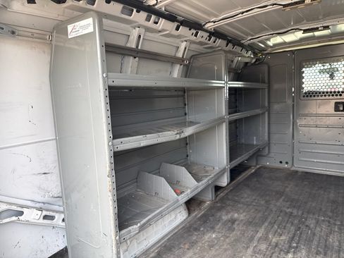 Used 2019 Chevrolet Express 2500 w/ Driver Convenience Package RWD image 7