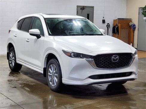 New 2025 MAZDA CX-5 AWD 2.5 S w/ Preferred Package image 3