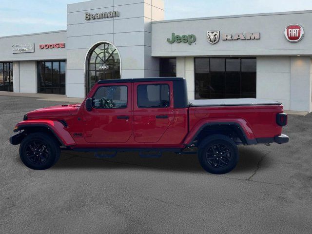 Used 2022 Jeep Gladiator Sport AWD/4WD image 6
