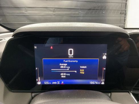 Used 2025 Chevrolet TrailBlazer ACTIV w/ Convenience Package AWD/4WD image 16