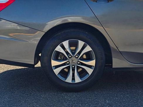 Used 2013 Honda Accord LX image 50