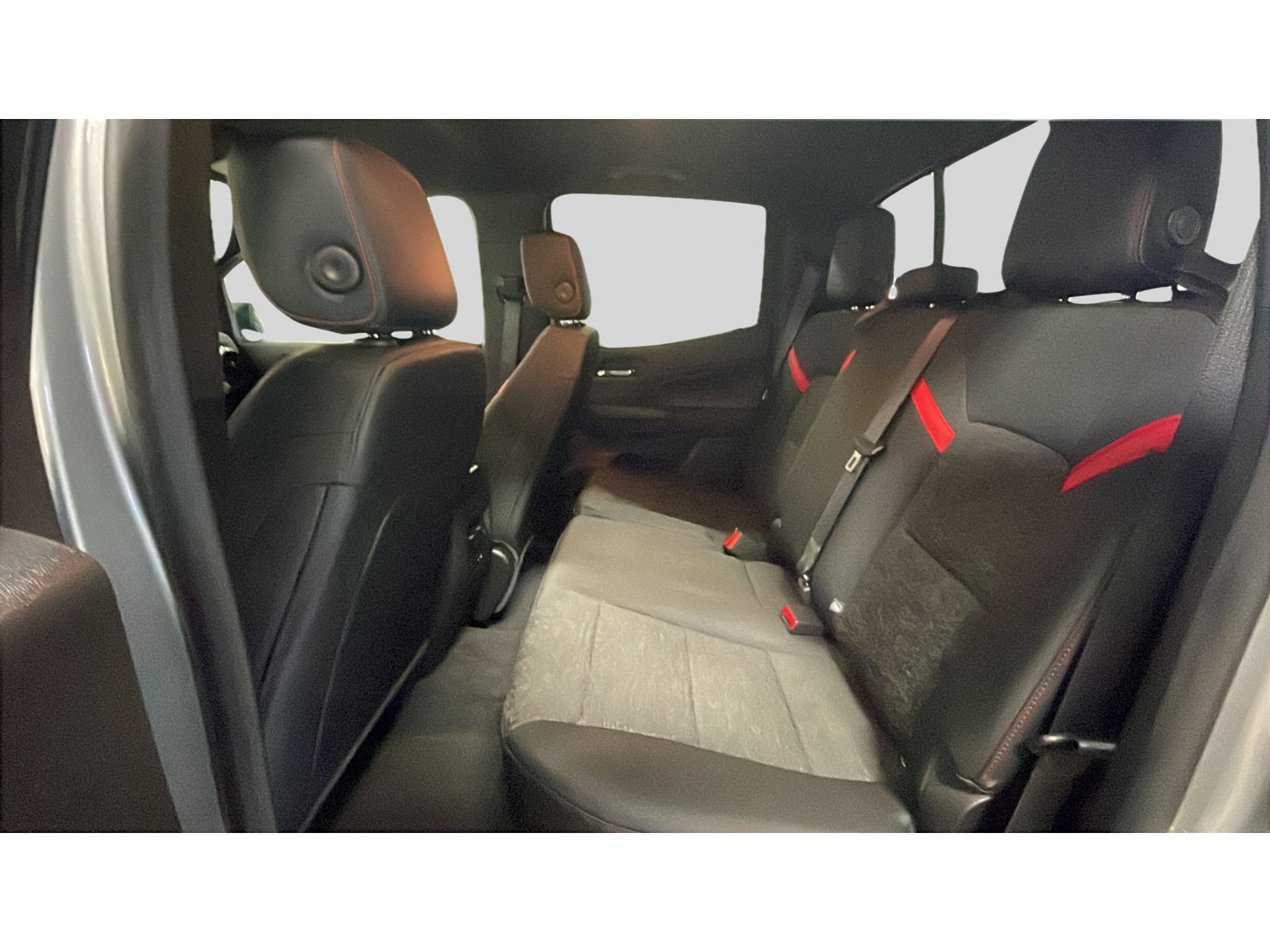 Used 2023 Chevrolet Colorado Z71 w/ Z71 Convenience Package 2 AWD/4WD image 14