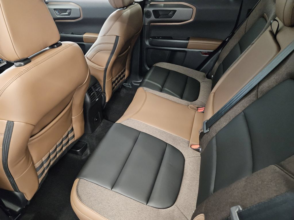 New 2025 Ford Bronco Sport Outer Banks w/ Outer Banks Tech Package+ AWD/4WD image 38