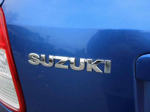 Used 2012 Suzuki SX4 AWD Hatchback image 7