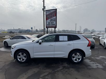 Used 2022 Volvo XC60 B5 Momentum