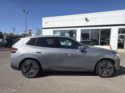 Used 2025 BMW X3 xDrive30i w/ Premium Package AWD/4WD image 4