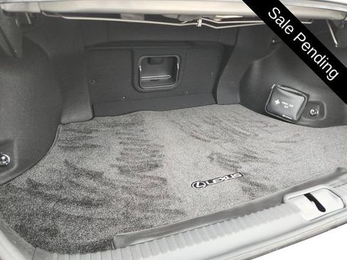 Used 2020 Lexus ES 350 w/ Premium Package image 16