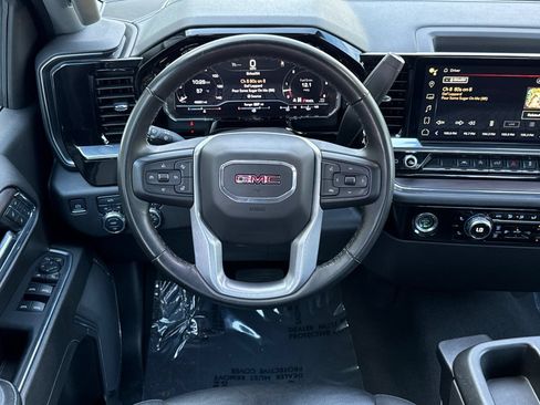 Used 2024 GMC Sierra 1500 SLT AWD/4WD image 15