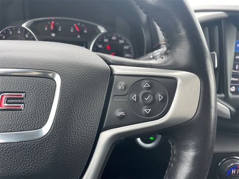 Used 2018 GMC Terrain SLT w/ Preferred Package image 28