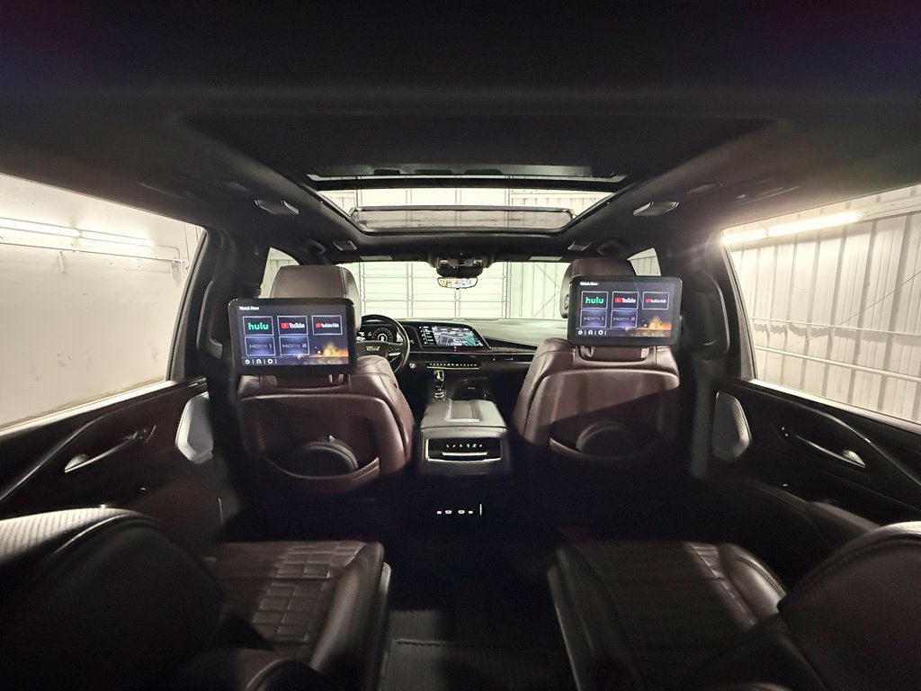 Used 2023 Cadillac Escalade ESV Sport Platinum w/ Heavy-Duty Trailer Package AWD/4WD image 54