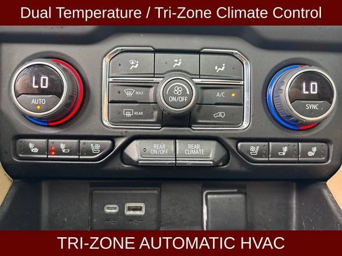Used 2023 Chevrolet Tahoe Premier AWD/4WD image 22