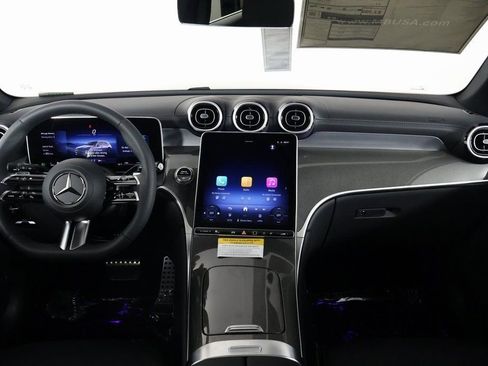 New 2026 Mercedes-Benz GLC 300 image 4