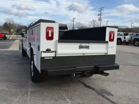 New 2026 GMC Sierra 2500 Pro w/ Convenience Package image 7