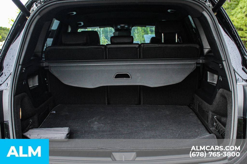 Used 2025 Mercedes-Benz GLB 250 image 21