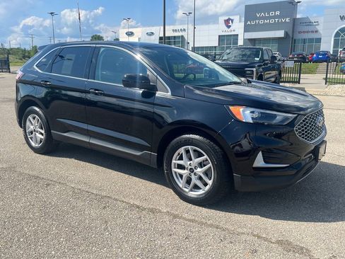 Used 2023 Ford Edge SEL AWD/4WD image 8