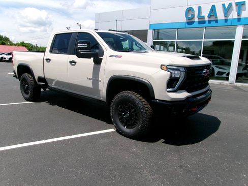 New 2026 Chevrolet Silverado 2500 ZR2 AWD/4WD image 11