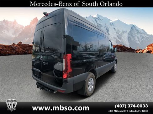 Used 2025 Mercedes-Benz Sprinter 2500 image 15