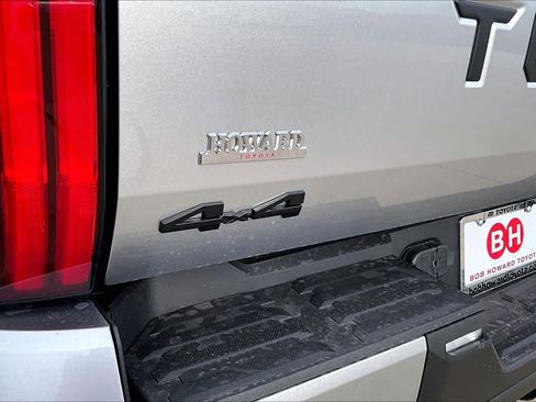 New 2026 Toyota Tundra SR5 AWD/4WD image 15