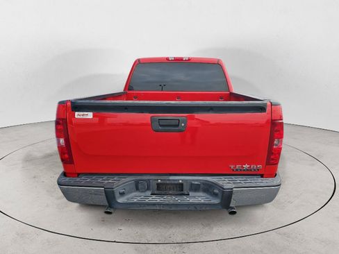 Used 2011 Chevrolet Silverado 1500 LT w/ Texas Edition RWD image 4