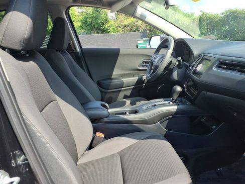 Used 2021 Honda HR-V EX image 13