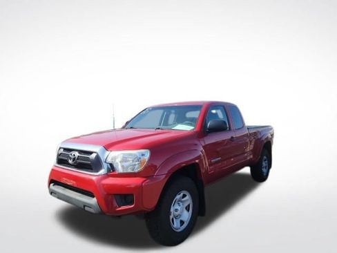 Used 2012 Toyota Tacoma 4x4 Access Cab w/ SR5 Pkg image 4