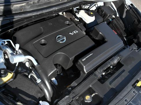 Used 2023 Nissan Murano SV image 44