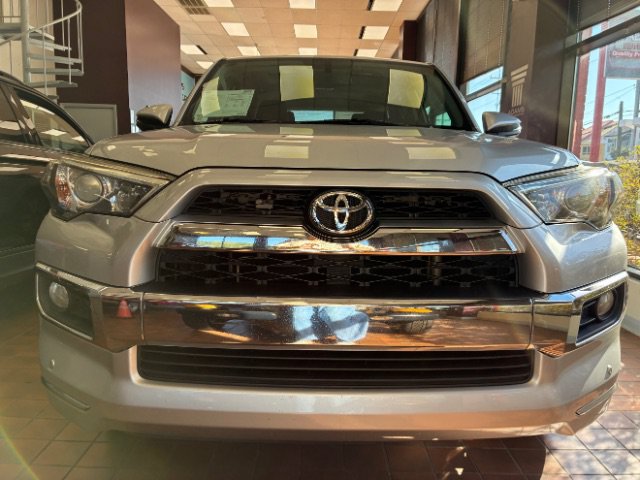 Used 2018 Toyota 4Runner 2WD image 4