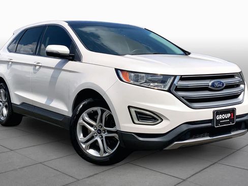 Used 2016 Ford Edge Titanium w/ Equipment Group 301A FWD image 3