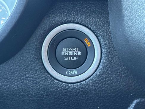 Used 2026 RAM 1500 Big Horn AWD/4WD image 10