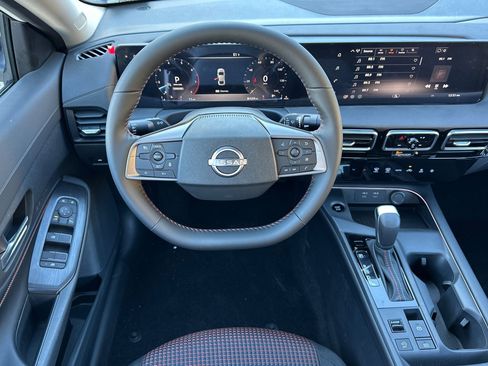 New 2026 Nissan Sentra SR w/ Floor Mat Package image 11