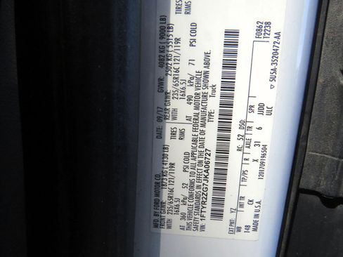 Used 2018 Ford Transit 250 148 Low Roof w/ Interior Upgrade Package image 30