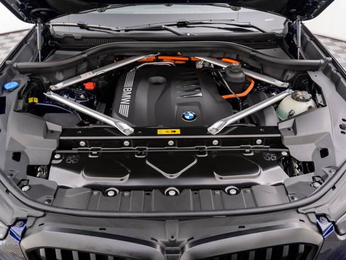 New 2026 BMW X5 xDrive50e w/ Executive Package image 30