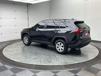 Used 2021 Toyota RAV4 LE AWD/4WD video 2