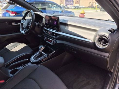 Certified 2023 Kia Forte GT-Line FWD image 23