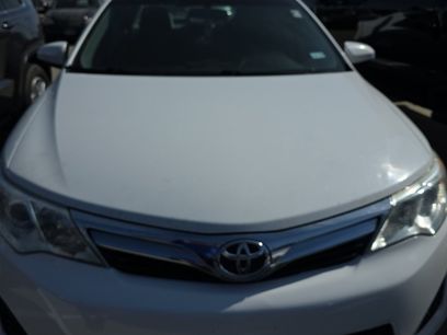 Used 2014 Toyota Camry LE
