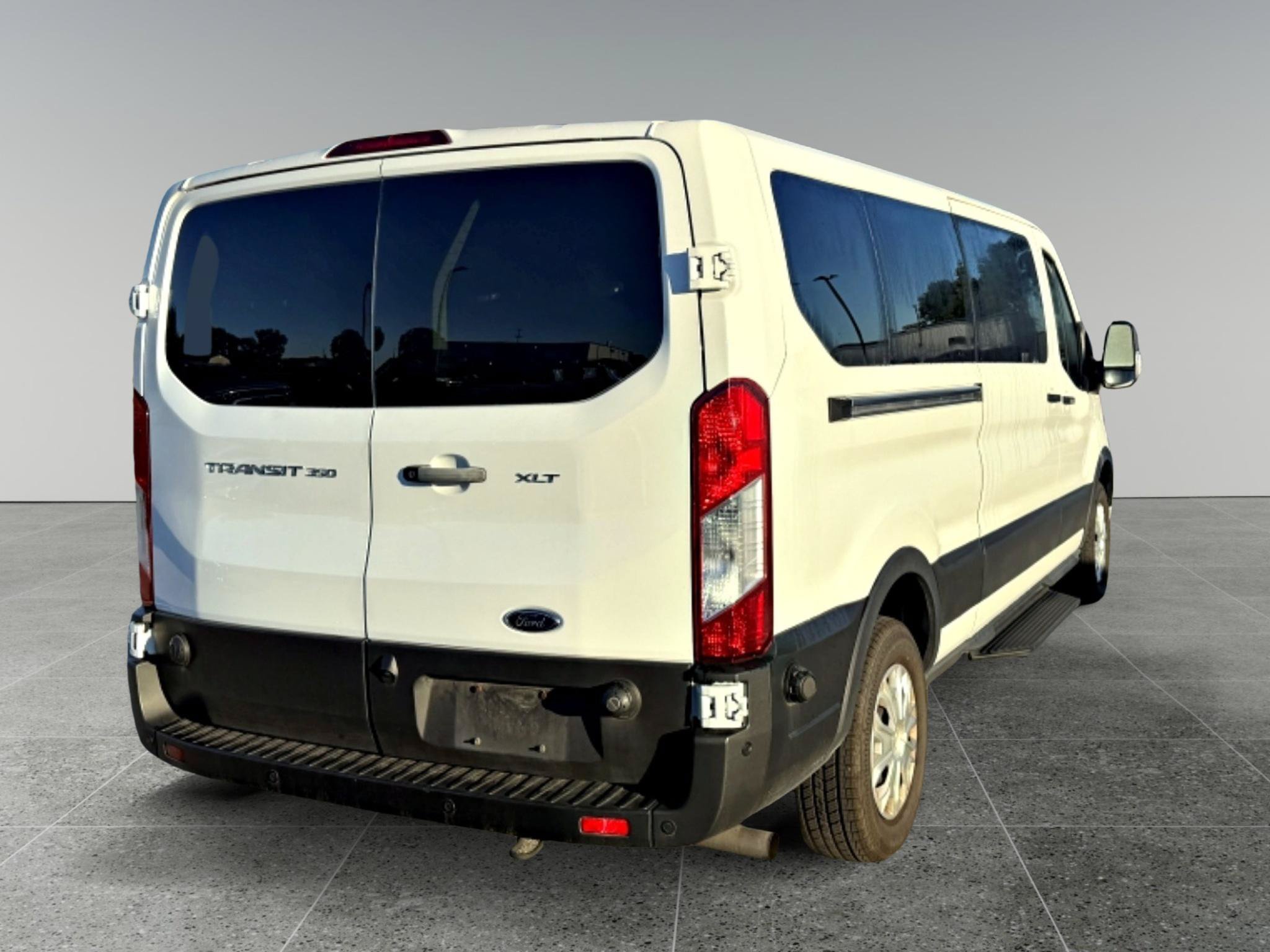 Used 2024 Ford Transit 350 XLT RWD image 6