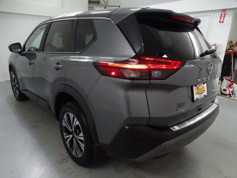Used 2023 Nissan Rogue SV AWD/4WD image 18