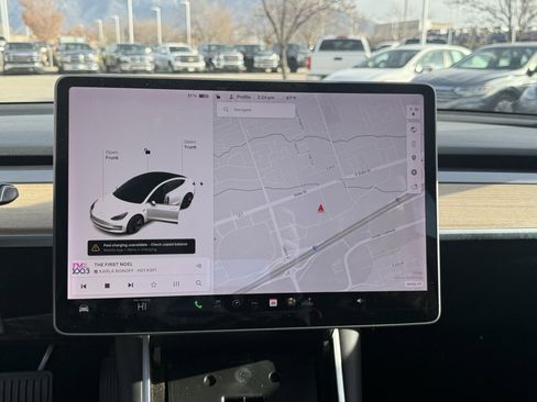 Used 2020 Tesla Model 3 Long Range image 16
