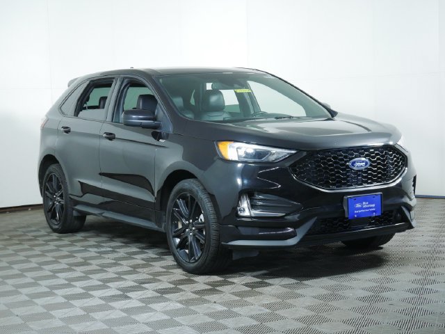 Certified 2022 Ford Edge ST-Line w/ Class II Trailer Tow Package AWD/4WD image 1