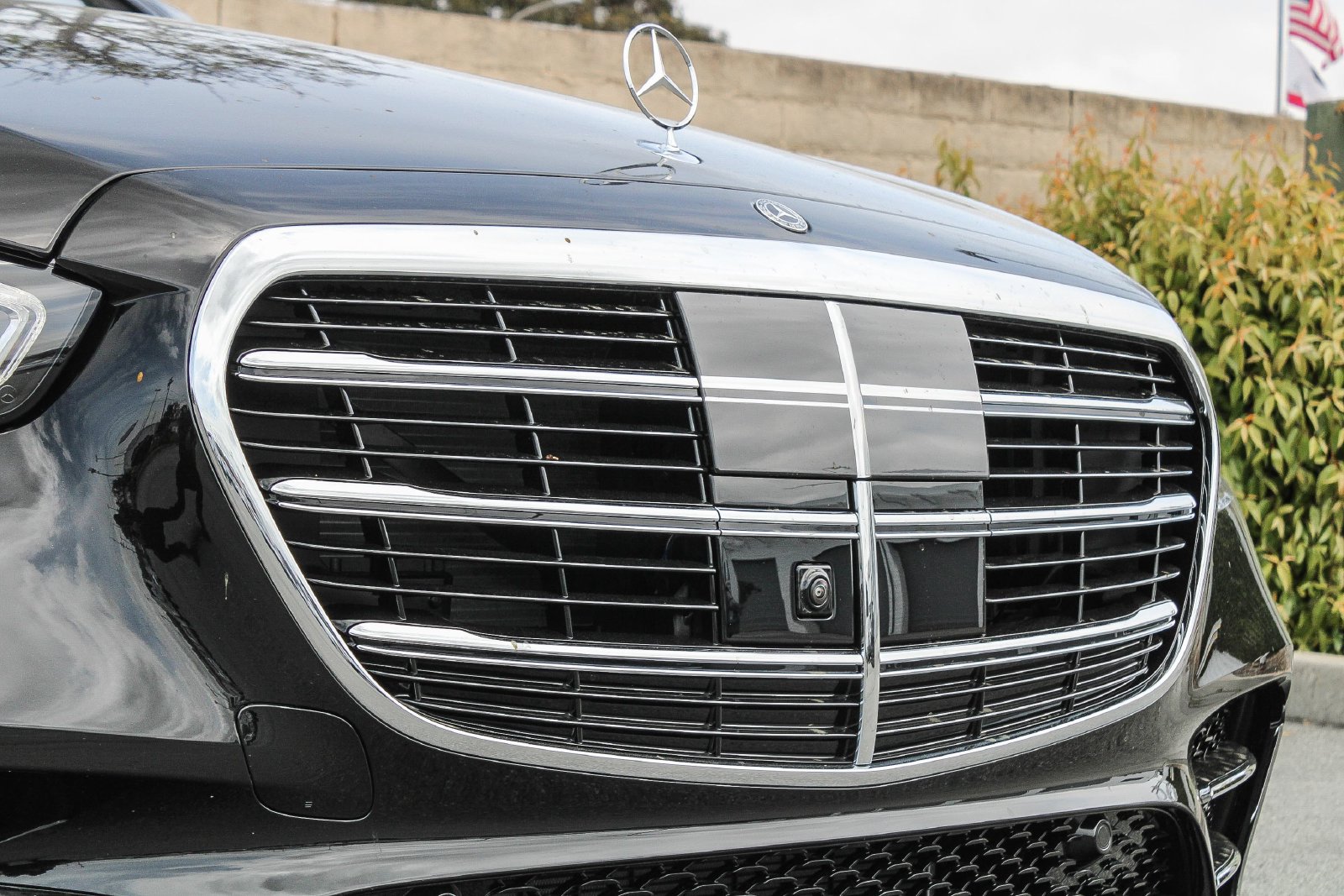 Used 2025 Mercedes-Benz S 580 4MATIC Sedan image 5