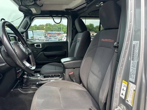 Used 2018 Jeep Wrangler Unlimited Rubicon AWD/4WD image 8