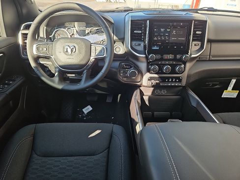 New 2026 RAM 1500 4x4 Crew Cab image 5