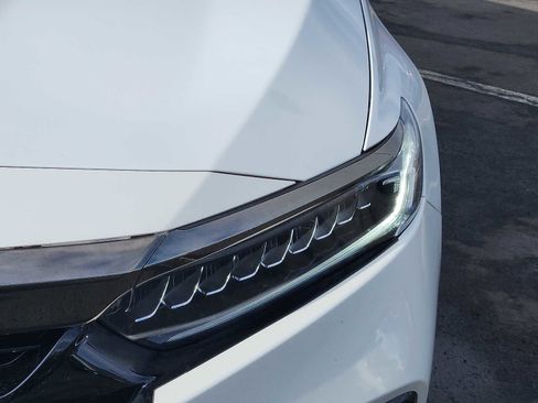 Certified 2022 Honda Accord Sport image 9