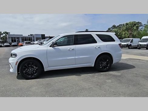 Used 2025 Dodge Durango GT AWD/4WD image 27