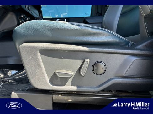 Used 2023 Ford Bronco Outer Banks w/ Sasquatch Package AWD/4WD image 14