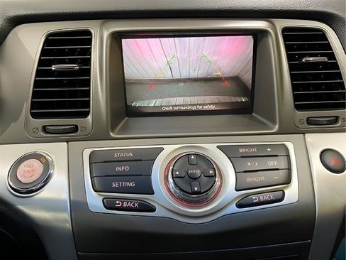 Used 2012 Nissan Murano SV AWD/4WD image 17